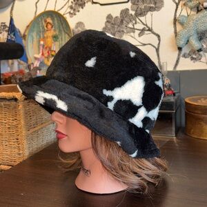 VINTAGE BETMAR NEW YORK black and white faux fur cow pattern, bucket hat.